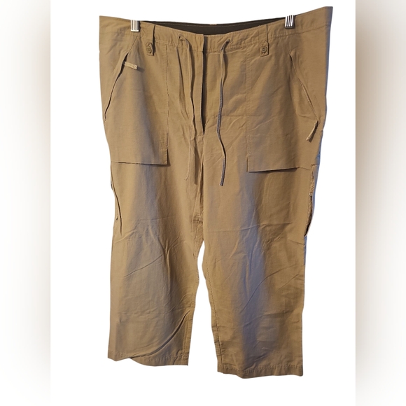 BW SPORT Cargo Pants, Women's, Size 16 - NWOT - Picture 1 of 9